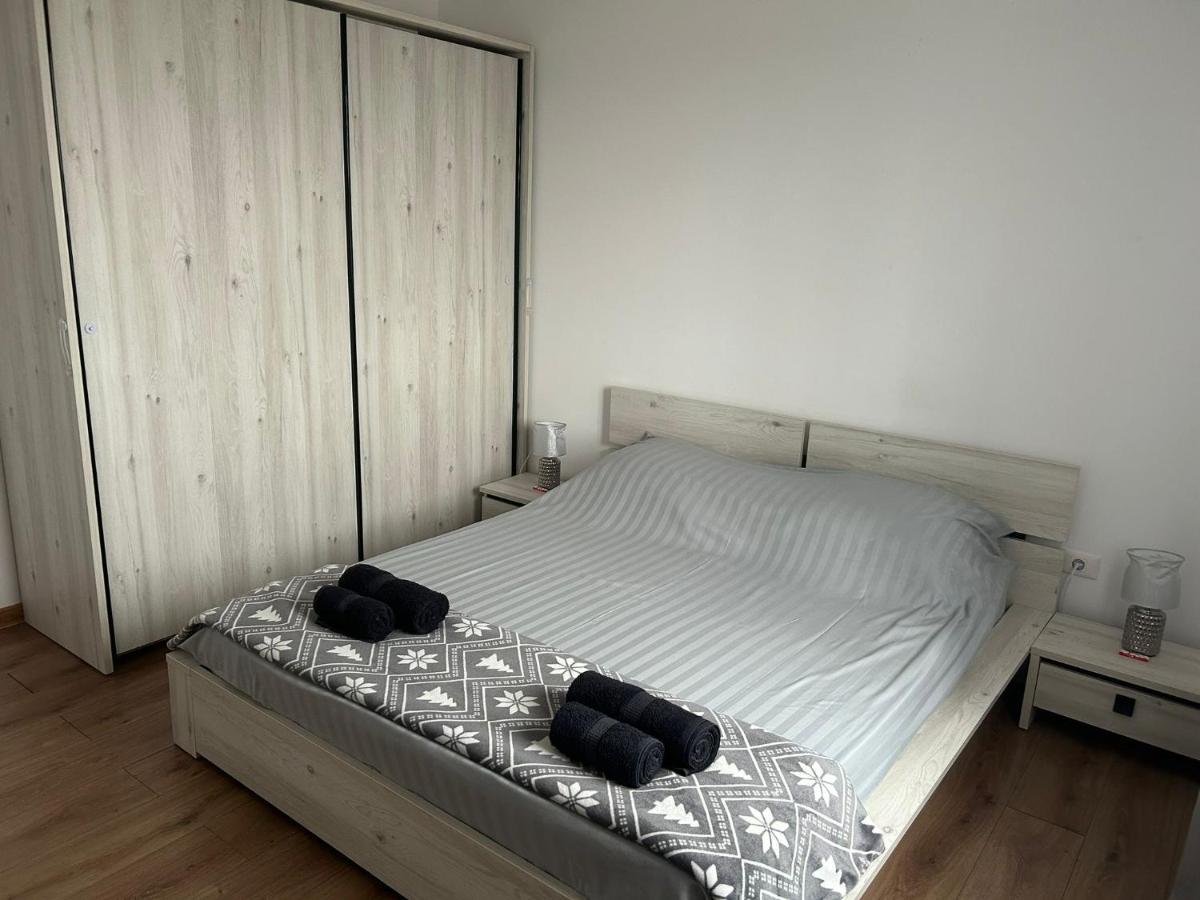 Apartament Adriana Apartment Giroc ภายนอก รูปภาพ